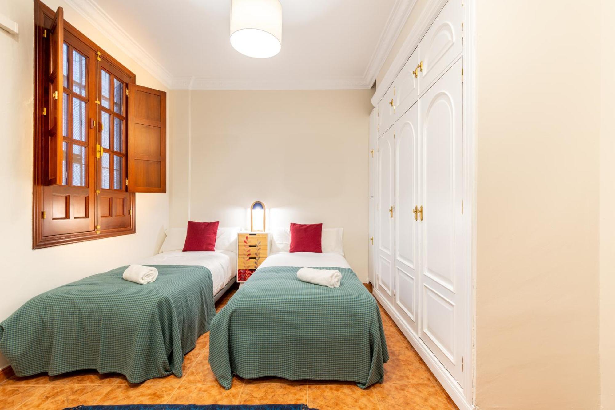 Aoa Gardens Family House Apartment Sevilla