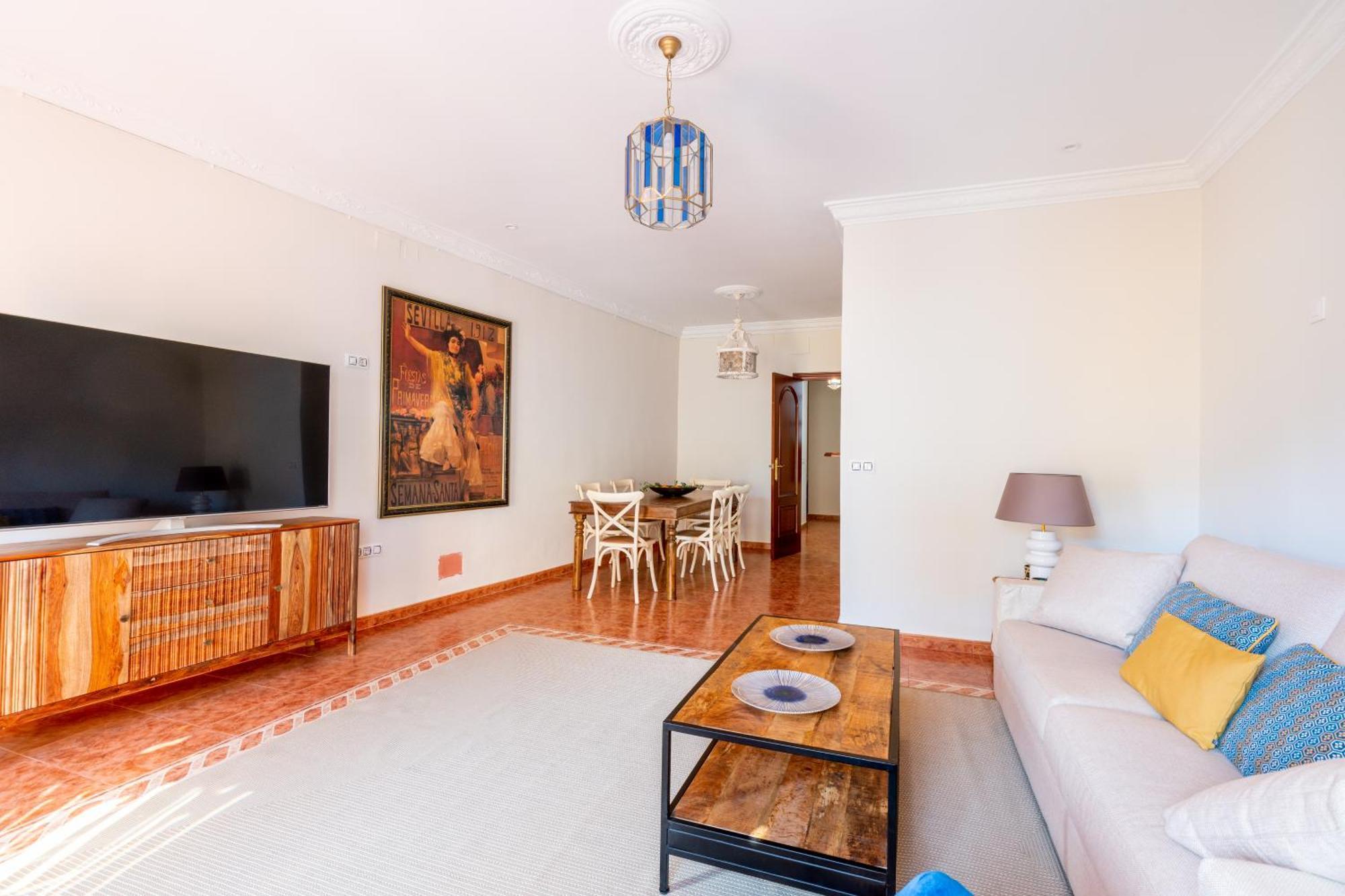 Aoa Gardens Family House Sevilla