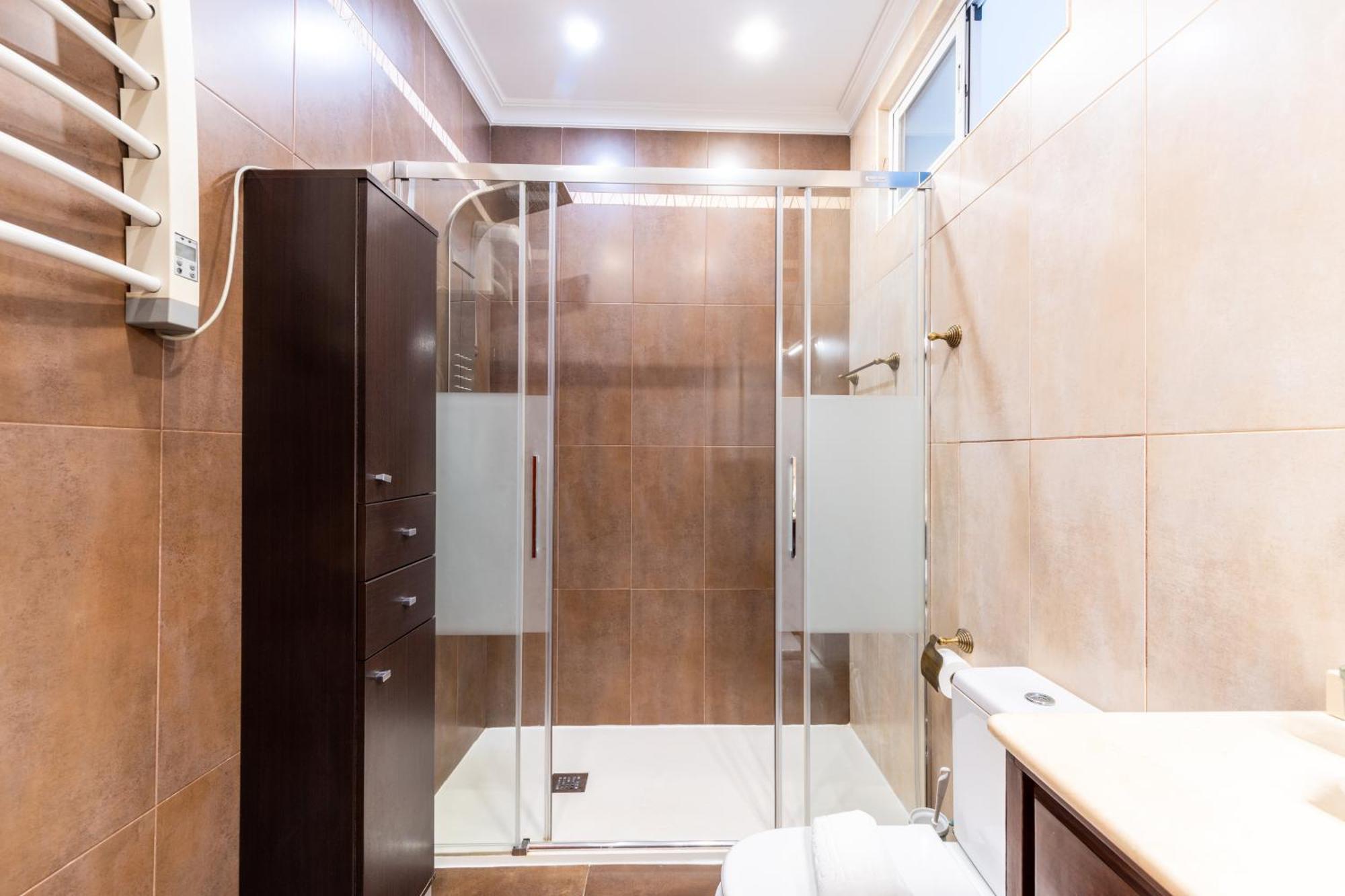 Apartment Aoa Gardens Family House Sevilla